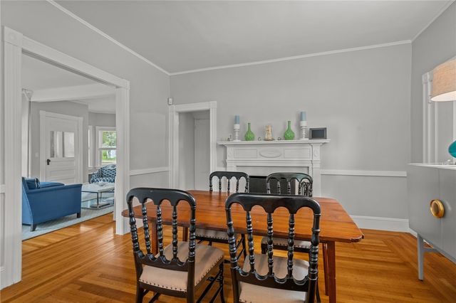 303 New Meadow Road, Barrington, RI 02806