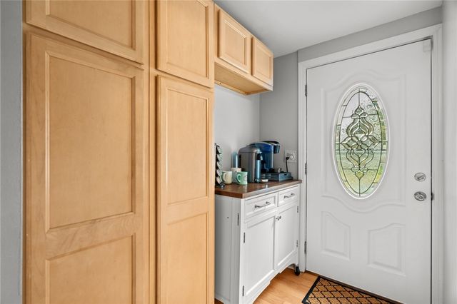 303 New Meadow Road, Barrington, RI 02806