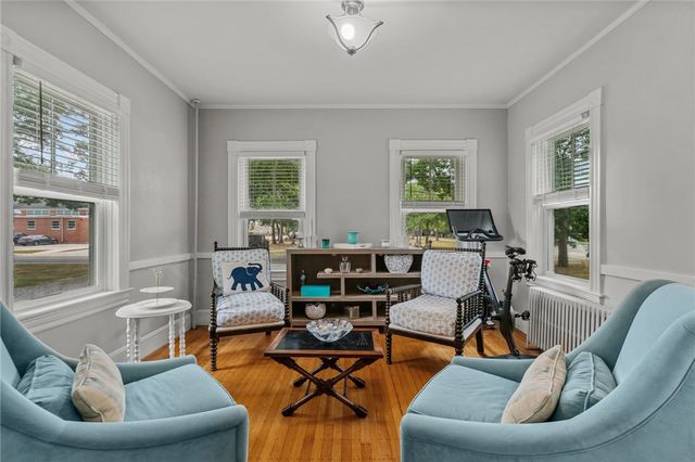 303 New Meadow Road, Barrington, RI 02806