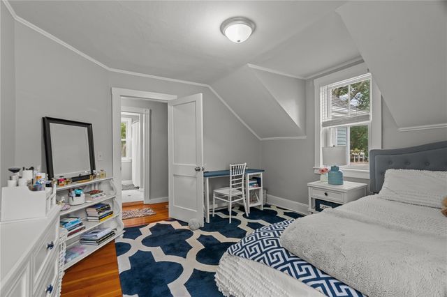 303 New Meadow Road, Barrington, RI 02806