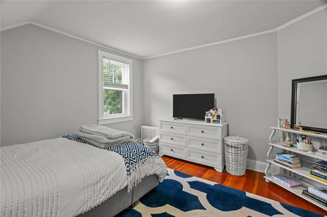 303 New Meadow Road, Barrington, RI 02806