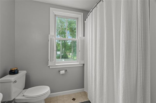 303 New Meadow Road, Barrington, RI 02806