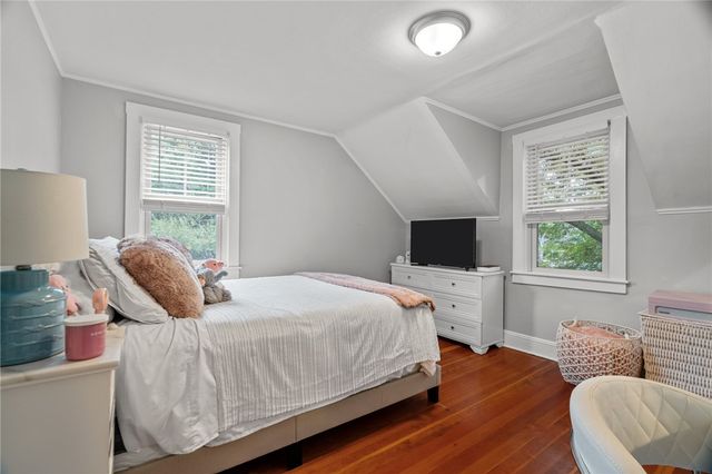 303 New Meadow Road, Barrington, RI 02806