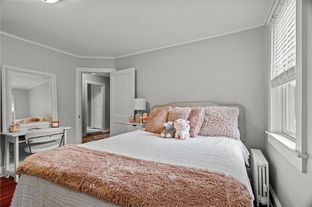 303 New Meadow Road, Barrington, RI 02806