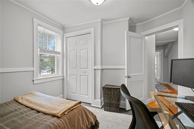 303 New Meadow Road, Barrington, RI 02806