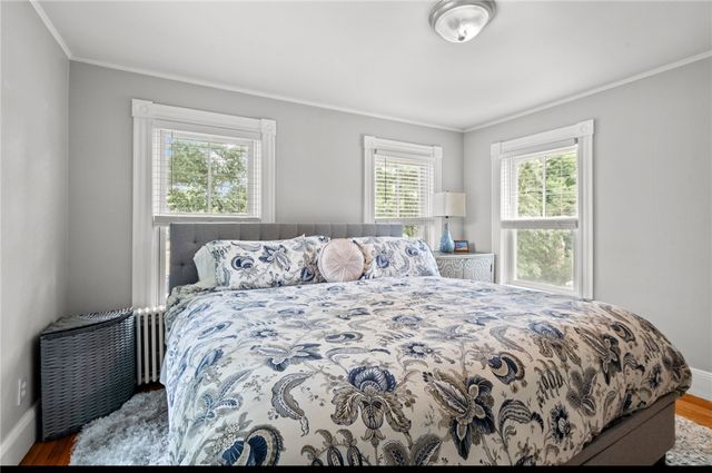 303 New Meadow Road, Barrington, RI 02806