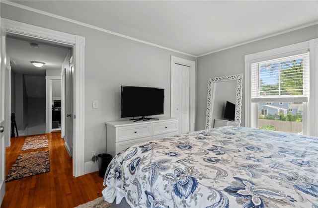 303 New Meadow Road, Barrington, RI 02806