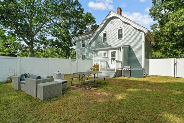 303 New Meadow Road, Barrington, RI 02806