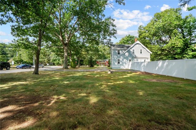 303 New Meadow Road, Barrington, RI 02806