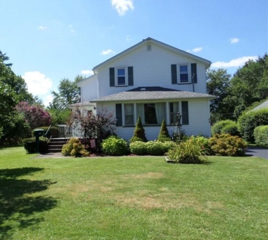 416 Hampton Boulevard, Greece, NY 14612