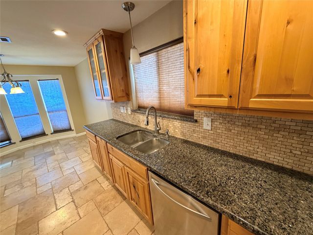 3103 Whisper Oaks LN A & B, Georgetown, TX 78628