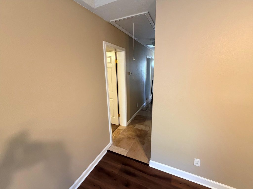 3103 Whisper Oaks LN A & B, Georgetown, TX 78628