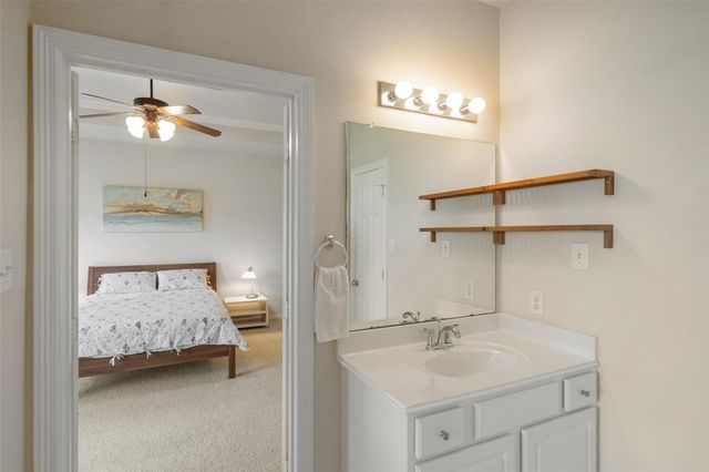 10610 Wallingford Place, Houston, TX 77042