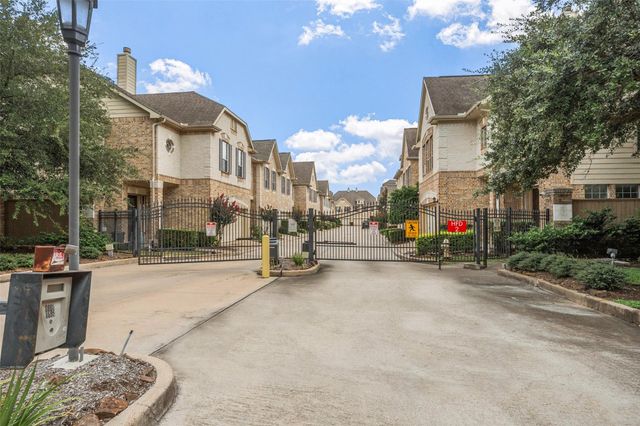 10610 Wallingford Place, Houston, TX 77042