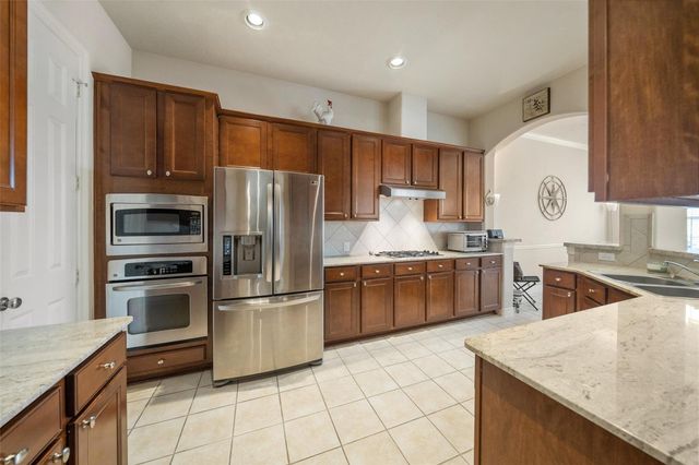 10610 Wallingford Place, Houston, TX 77042