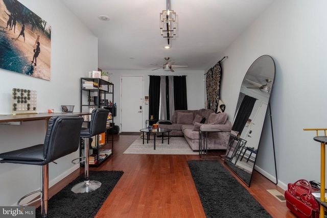 428 E OLIVER ST, Baltimore, MD 21202