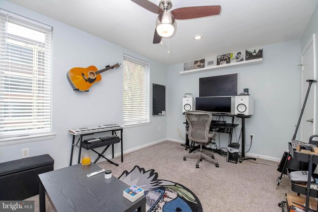 428 E OLIVER ST, Baltimore, MD 21202