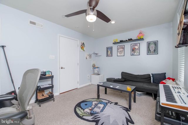 428 E OLIVER ST, Baltimore, MD 21202