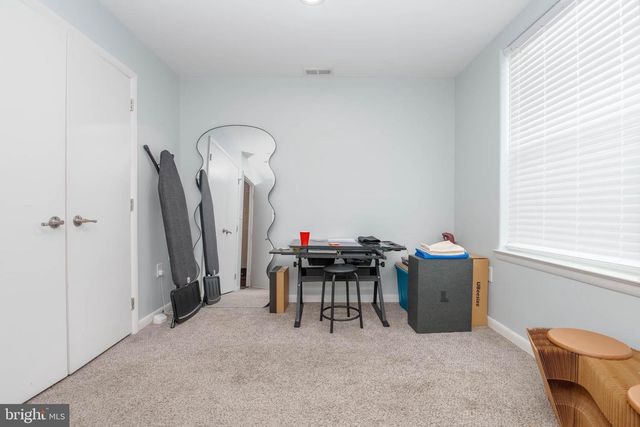 428 E OLIVER ST, Baltimore, MD 21202