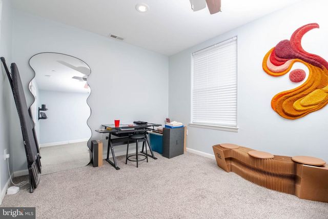 428 E OLIVER ST, Baltimore, MD 21202
