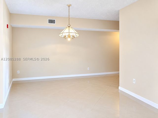 6976 SW 39th St G205, Davie, FL 33314