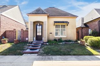 117 Warmstone Bridge Drive, Lafayette, LA 70508