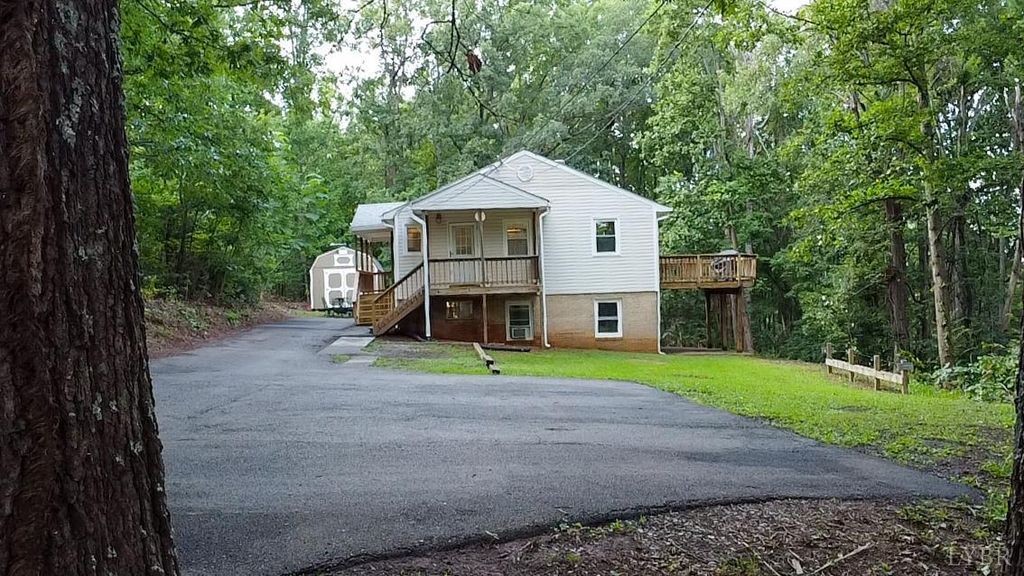 19640 Leesville Rd, Lynchburg, VA 24502