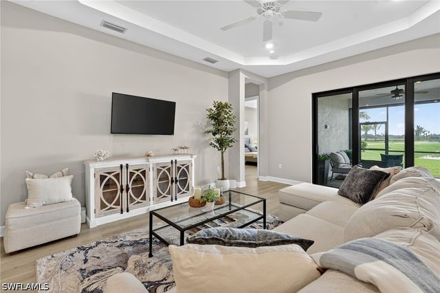 15634 Triesta LN, Naples, FL 34114