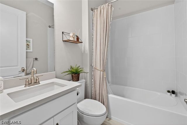 15634 Triesta LN, Naples, FL 34114