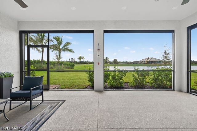 15634 Triesta LN, Naples, FL 34114