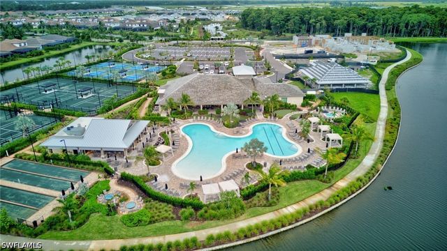 15634 Triesta LN, Naples, FL 34114