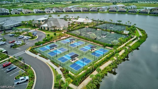 15634 Triesta LN, Naples, FL 34114