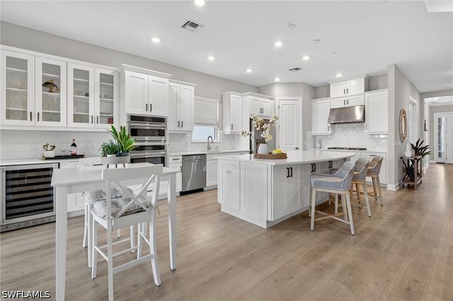 15634 Triesta LN, Naples, FL 34114