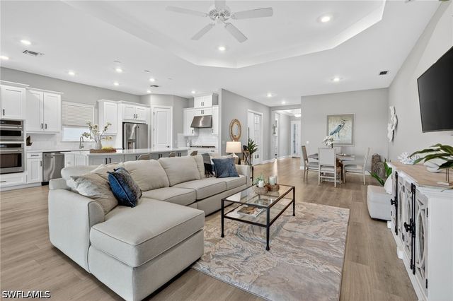 15634 Triesta LN, Naples, FL 34114
