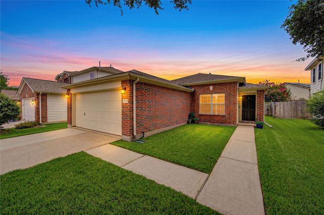 3010 E Legends Bend Drive, Spring, TX 77386