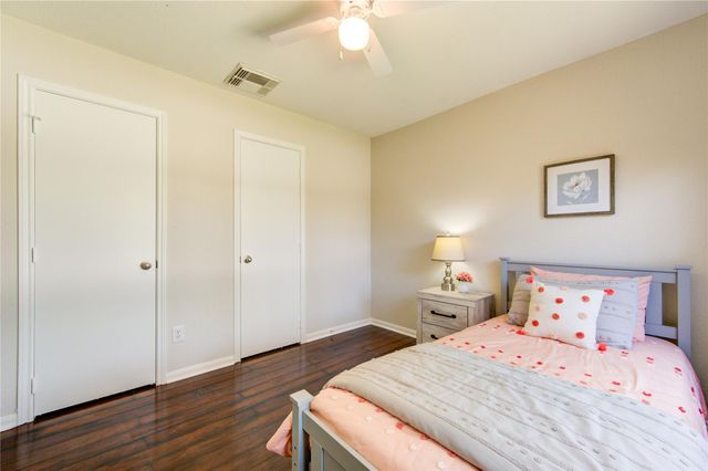 3010 E Legends Bend Drive, Spring, TX 77386