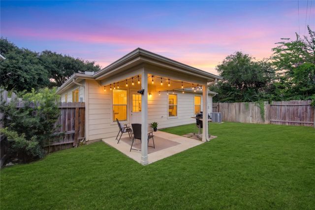 3010 E Legends Bend Drive, Spring, TX 77386