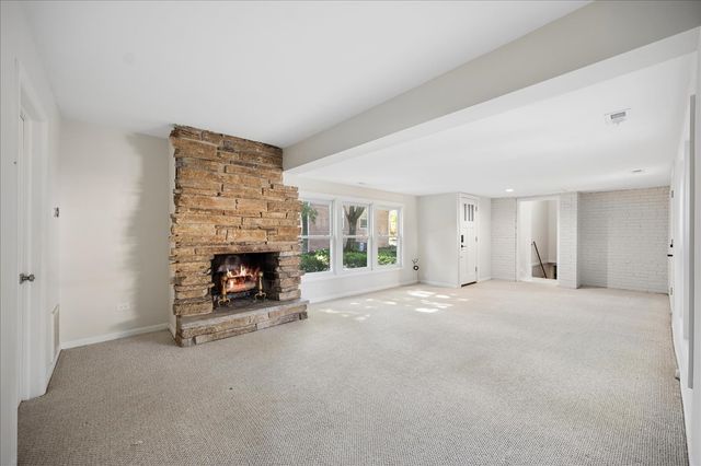 337 Eaton Street, Northfield, IL 60093
