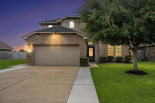 3018 Cambridge Meadows Lane, Dickinson, TX 77539
