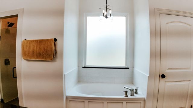 375 County Road 725, Buna, TX 77612