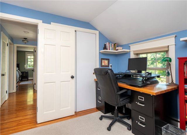 7 Boulevard East Boulevard, Middletown, RI 02842