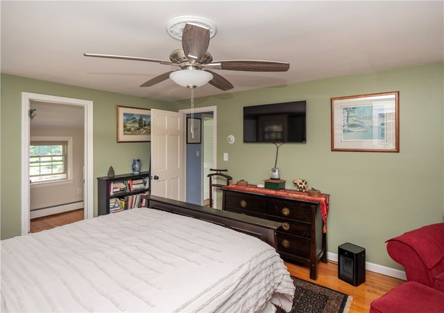 7 Boulevard East Boulevard, Middletown, RI 02842