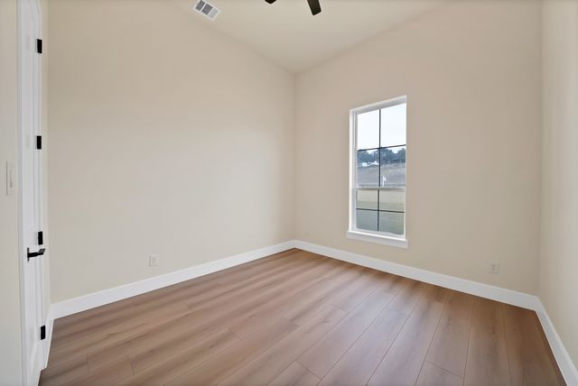 1066 Kingsley Court, Weatherford, TX 76087