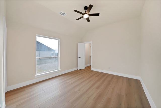 1066 Kingsley Court, Weatherford, TX 76087