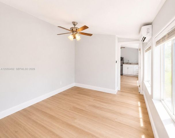 2511 SW 3rd St B- B, Fort Lauderdale, FL 33312