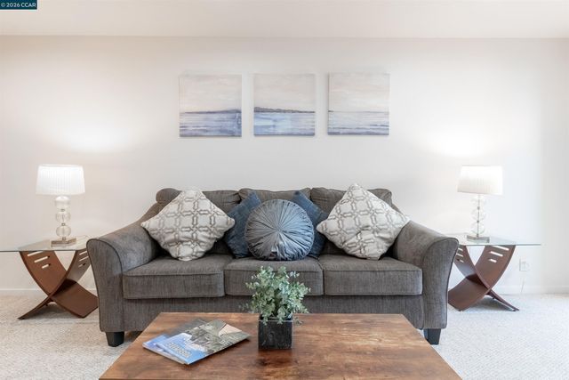 1315 A St 206, Hayward, CA 94541