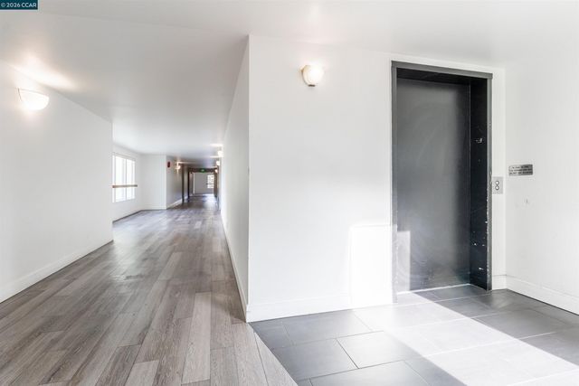 1315 A St 206, Hayward, CA 94541