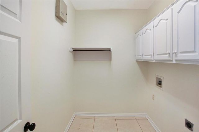 4111 Maidstone Drive, Lake Charles, LA 70605