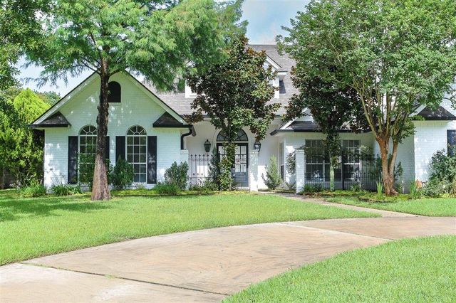 4111 Maidstone Drive, Lake Charles, LA 70605