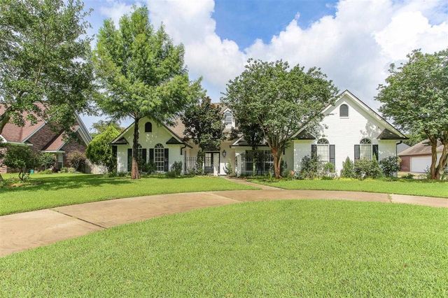 4111 Maidstone Drive, Lake Charles, LA 70605